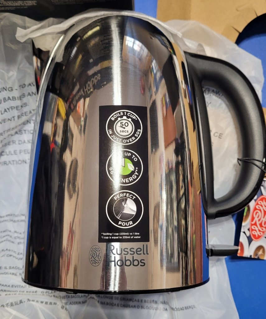 Czajnik bezprzewodowy Russell Hobbs